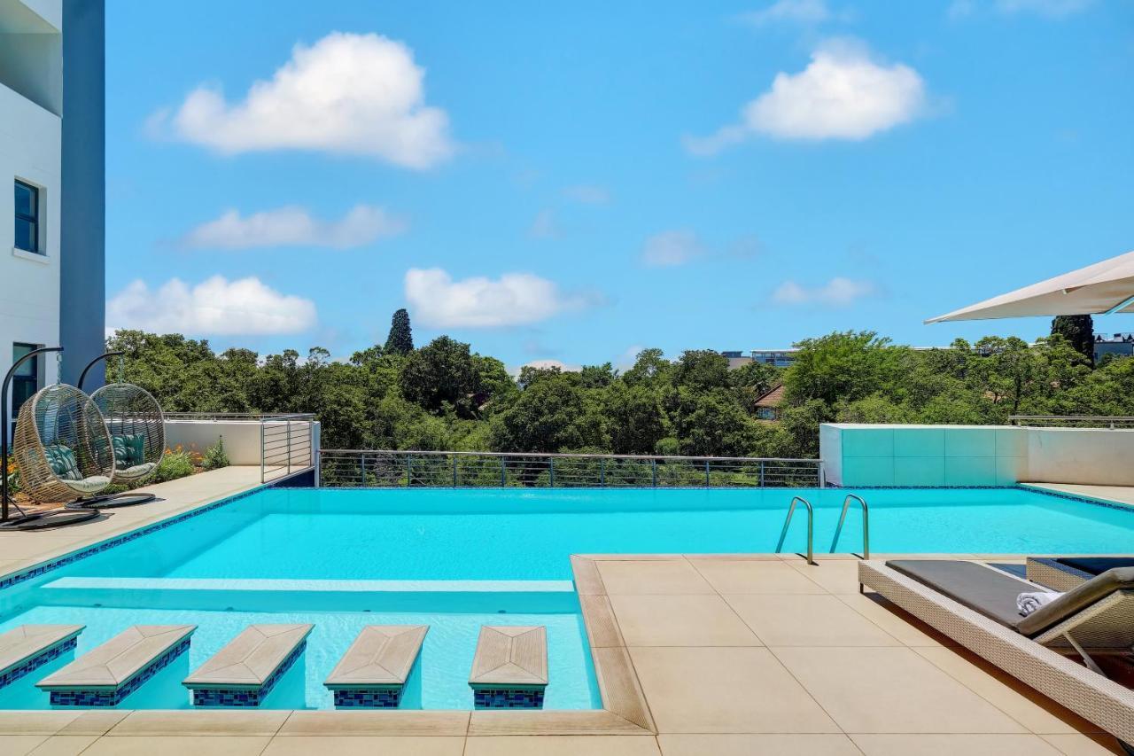 The Regency Apartment Hotel Menlyn Pretoria Exterior photo