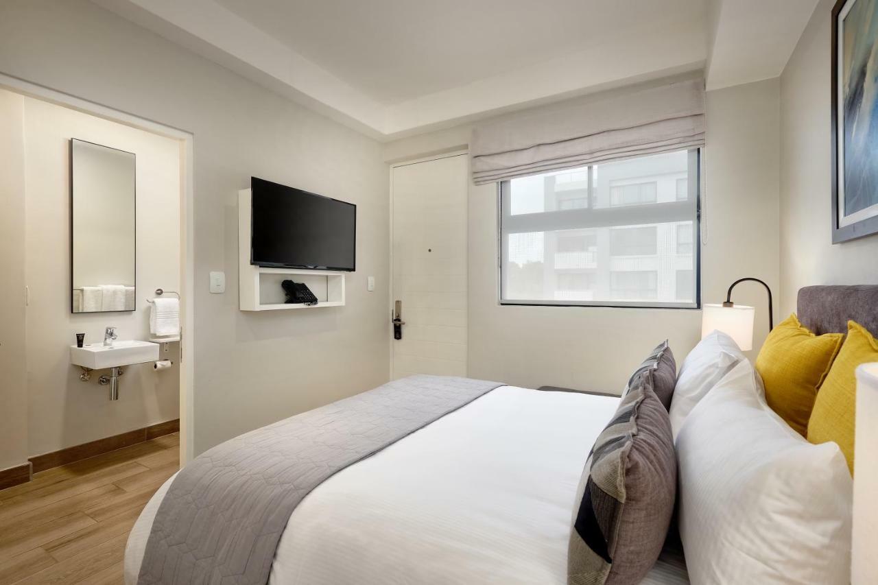 The Regency Apartment Hotel Menlyn Pretoria Exterior photo