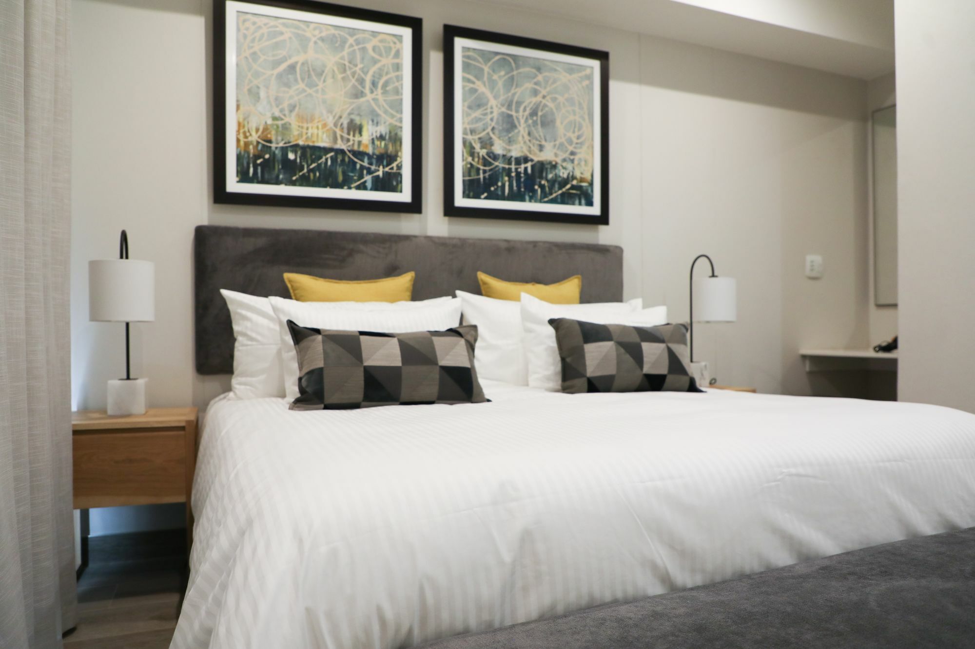 The Regency Apartment Hotel Menlyn Pretoria Exterior photo