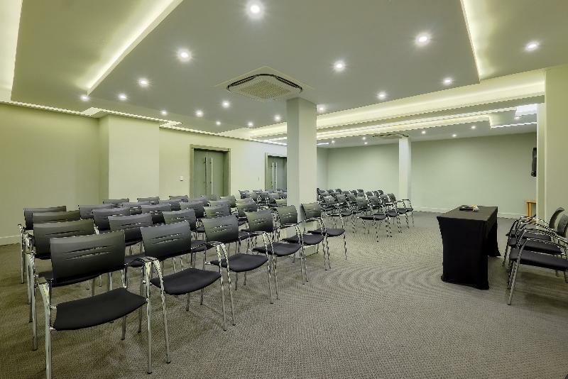 The Regency Apartment Hotel Menlyn Pretoria Exterior photo
