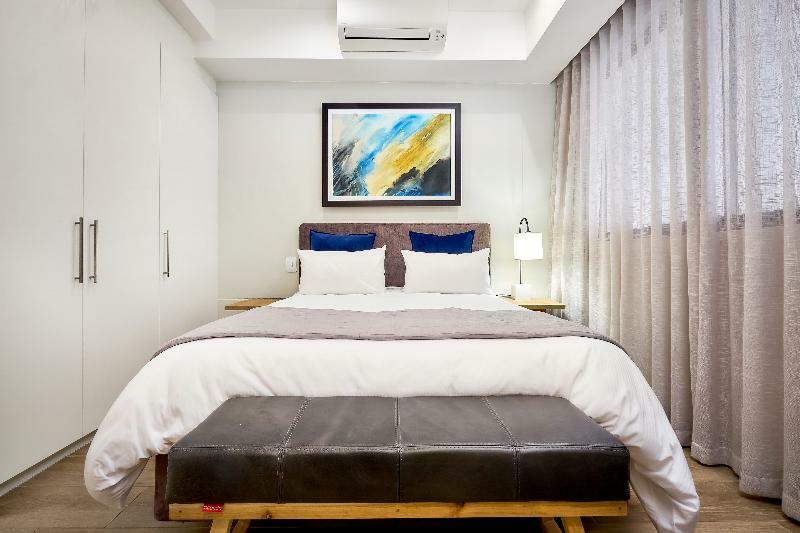 The Regency Apartment Hotel Menlyn Pretoria Exterior photo