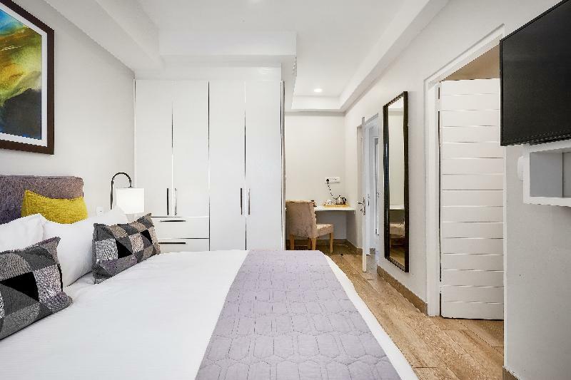 The Regency Apartment Hotel Menlyn Pretoria Exterior photo